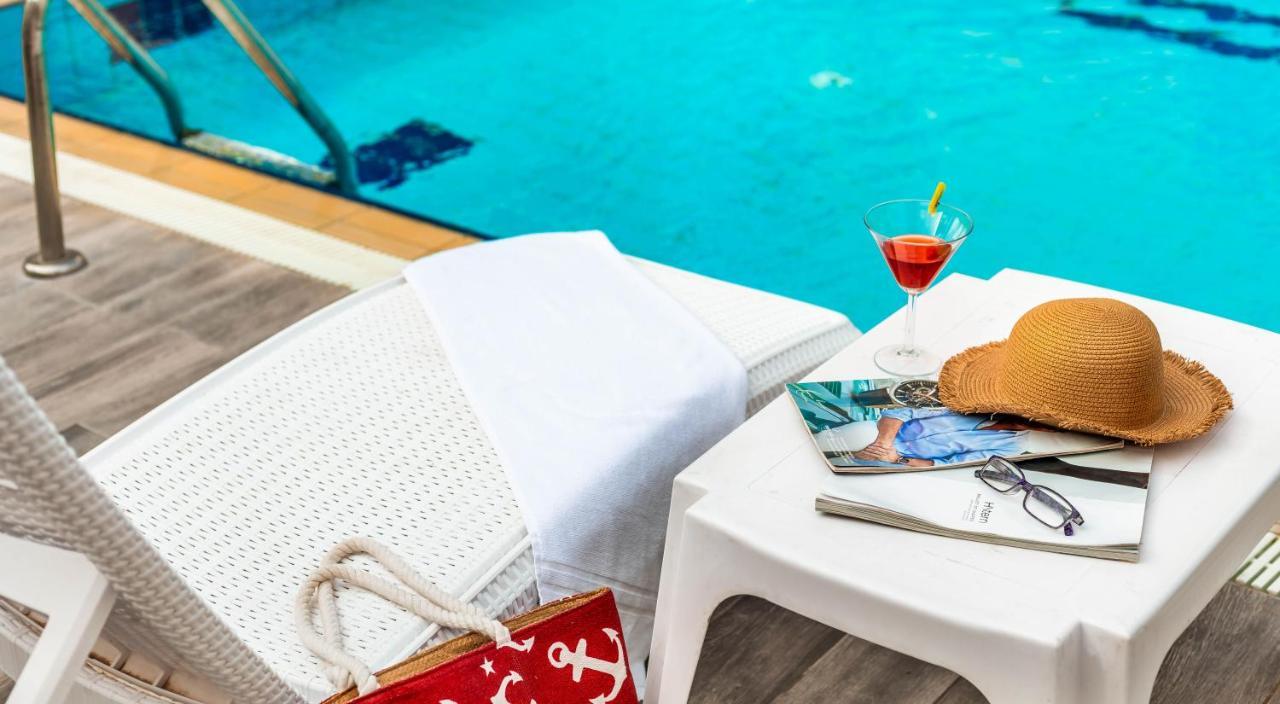Almogim Suites Eilat Hotel (Adults Only) エクステリア 写真