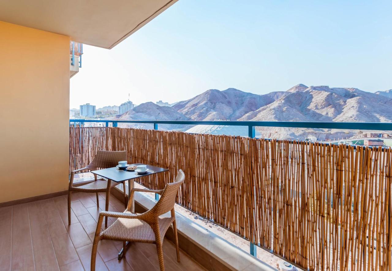 Almogim Suites Eilat Hotel (Adults Only) エクステリア 写真