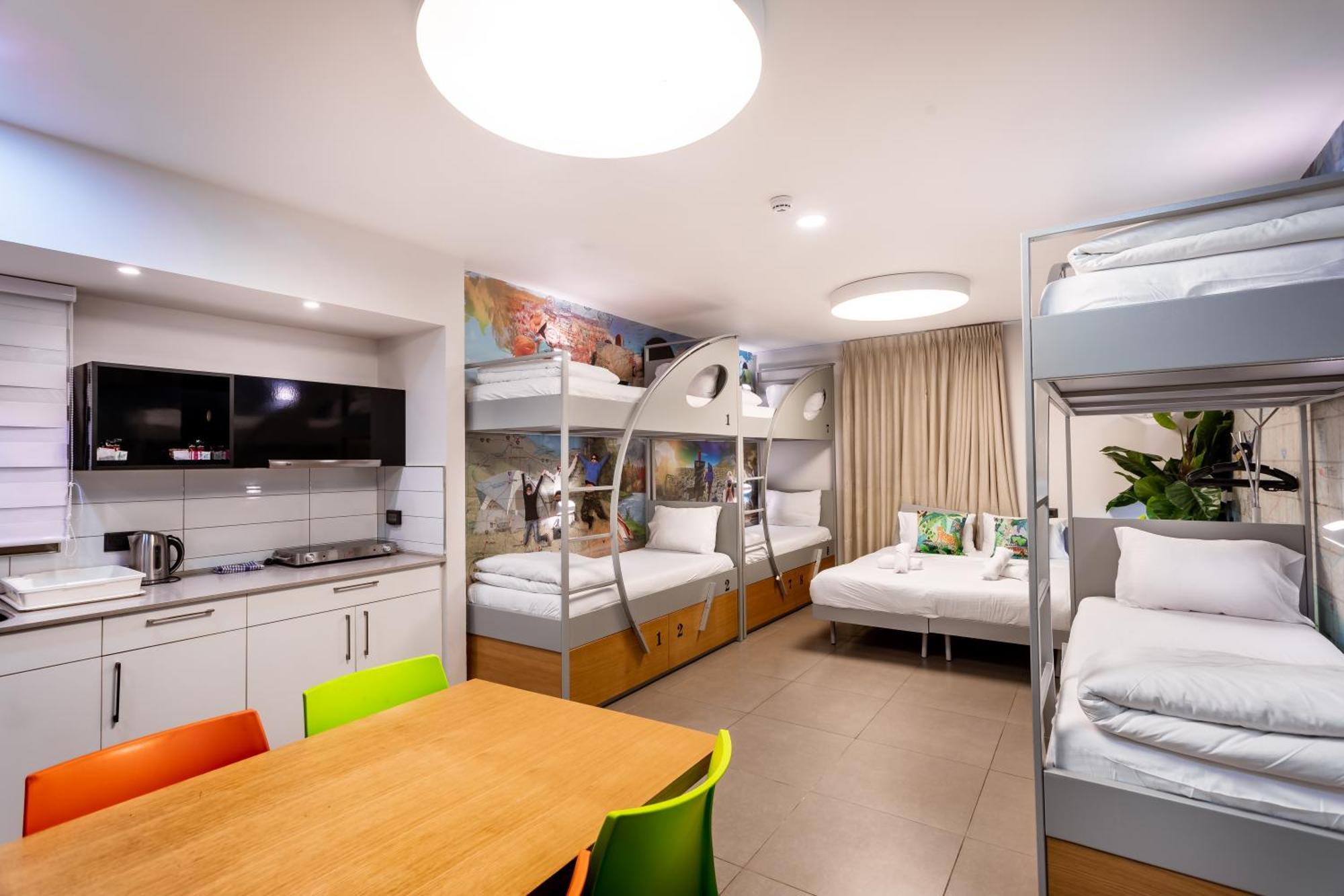 Almogim Suites Eilat Hotel (Adults Only) 部屋 写真