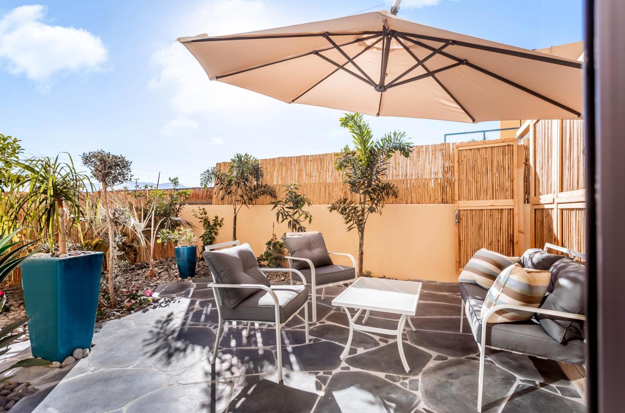 Almogim Suites Eilat Hotel (Adults Only) 部屋 写真